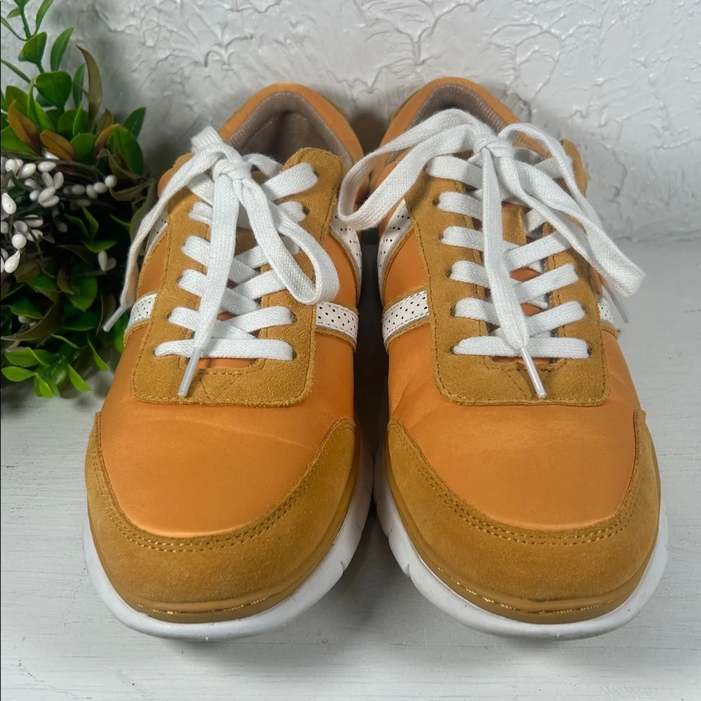 Vionic Nana Satin Orange White Women's Sneakers Suede Satin Athletic Shoe Size 7